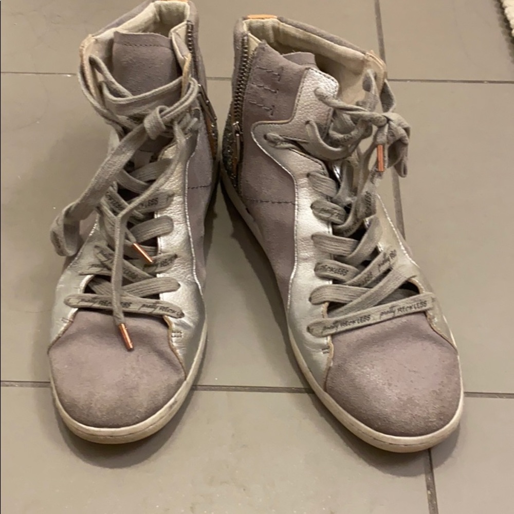 Sparkly high top tennis shoes